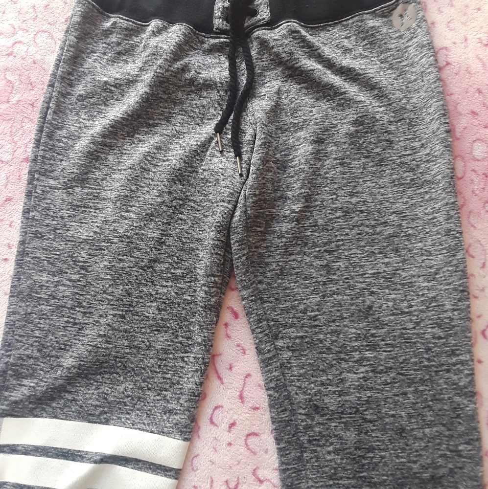 Hurley with Nike Dri Fit Capris